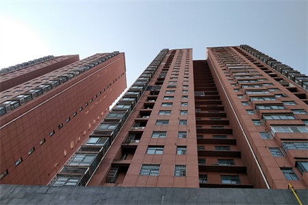 城东宜居家园2室2厅1卫106m2精装修